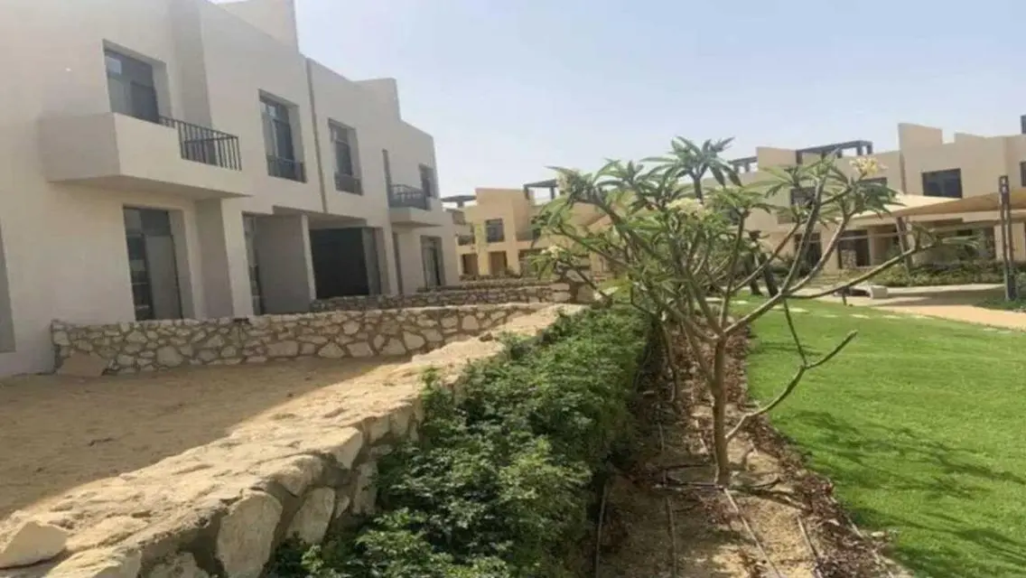 With Dp 2million,Duplex 4Rooms Finished inst 8year