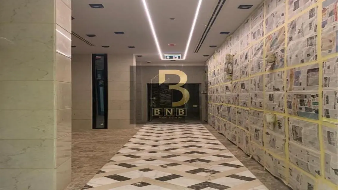 مبني إداري 3500م تجاري بالكامل على التسعين
