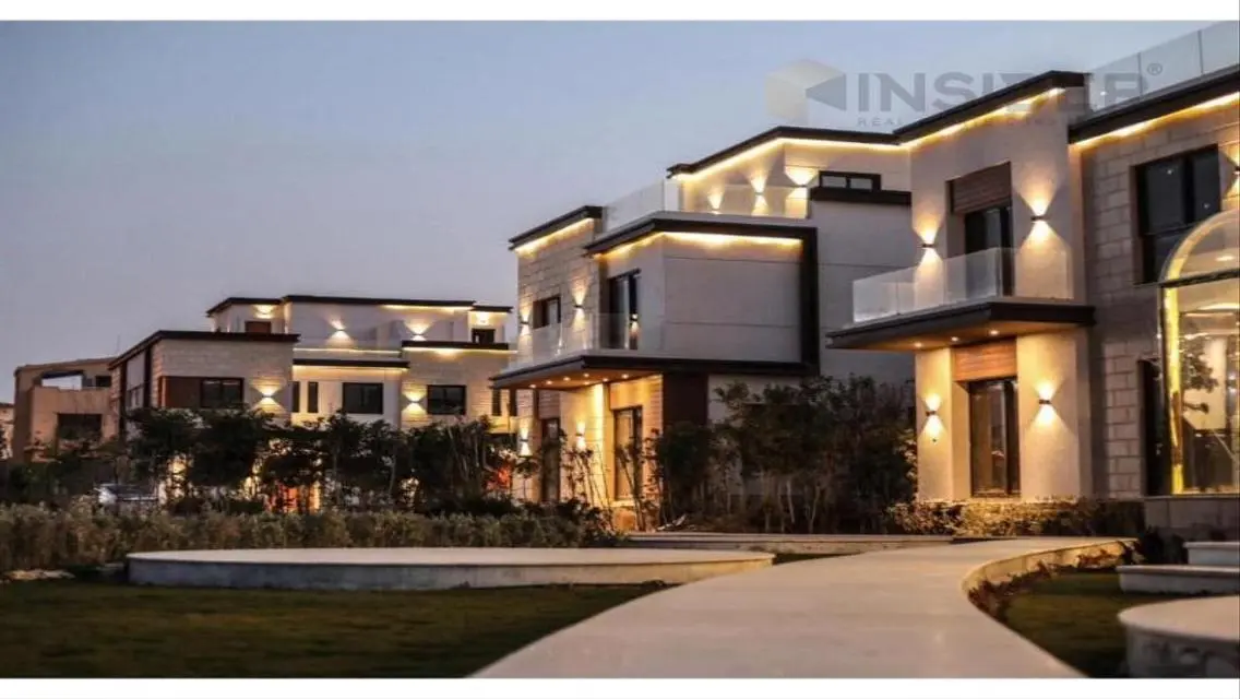 Townhouse Villa for sale in Azzar 2 Compound