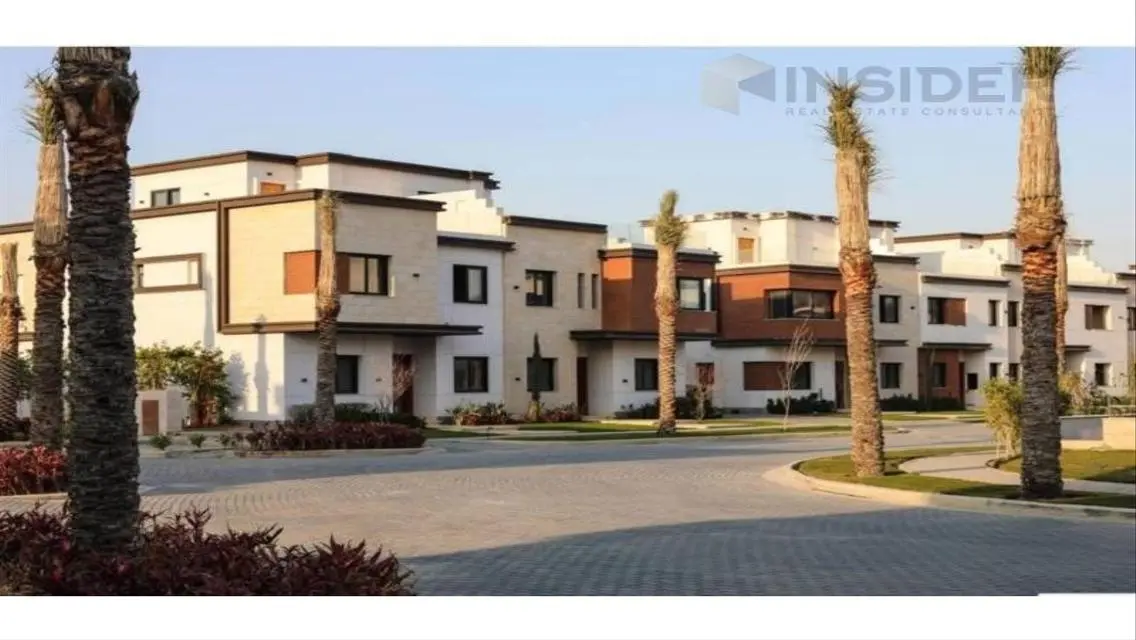 Townhouse Villa for sale in Azzar 2 Compound