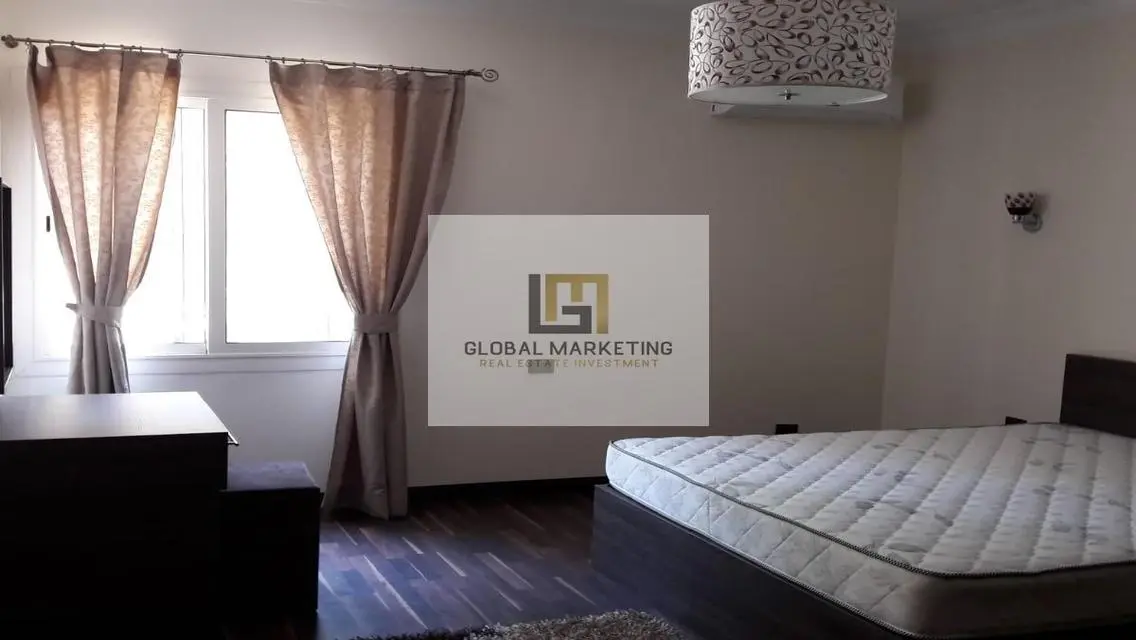 Modern Apartment with Garden for rent in Lake View