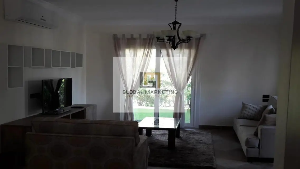 Modern Apartment with Garden for rent in Lake View