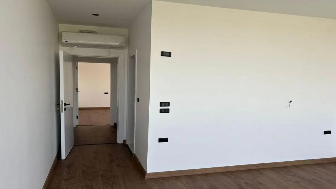 apartment for rent in Lake View Residence Compound