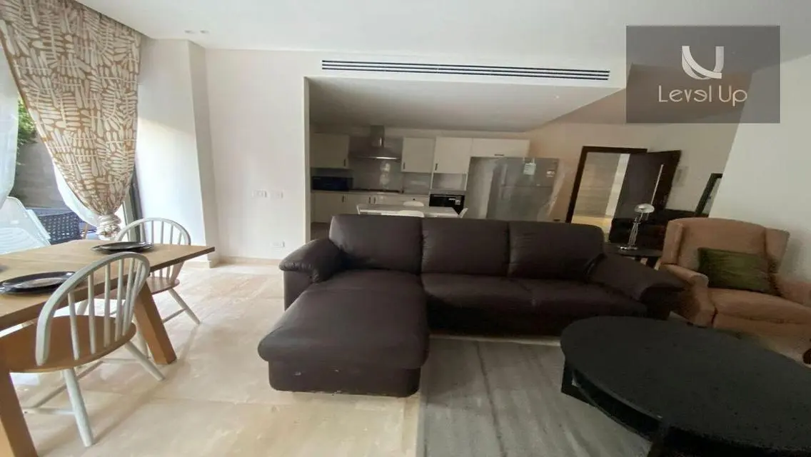 Apartment for rent 135 meter in Lake View Compound