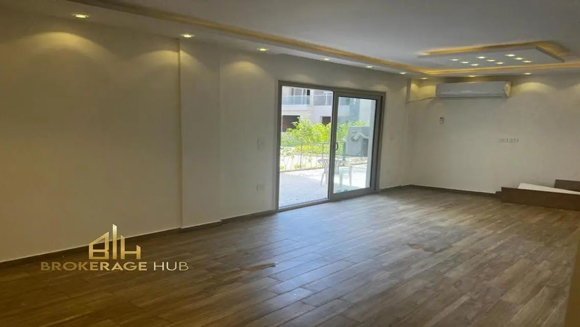 Apartment with Kitchen and ACs &amp; garden for rent