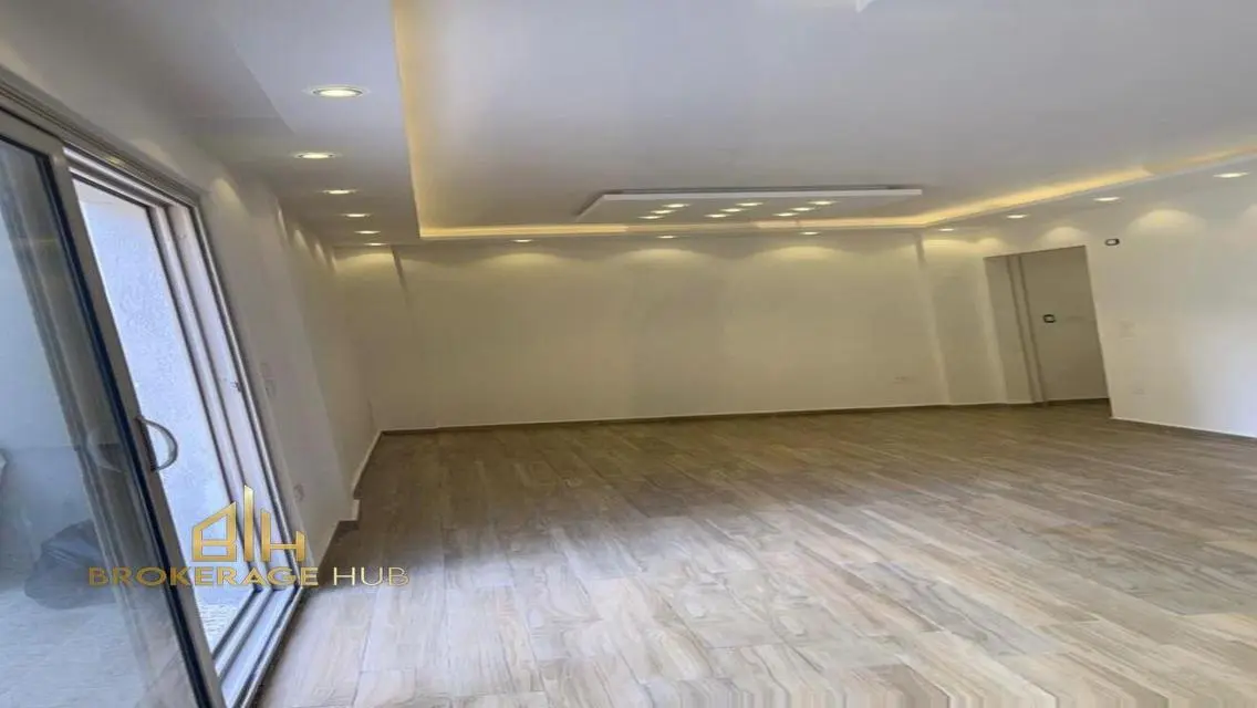 Apartment with Kitchen and ACs &amp; garden for rent