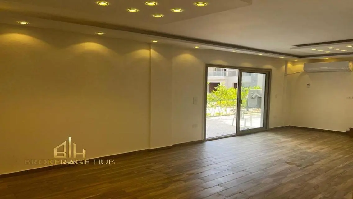 Apartment with Kitchen and ACs &amp; garden for rent