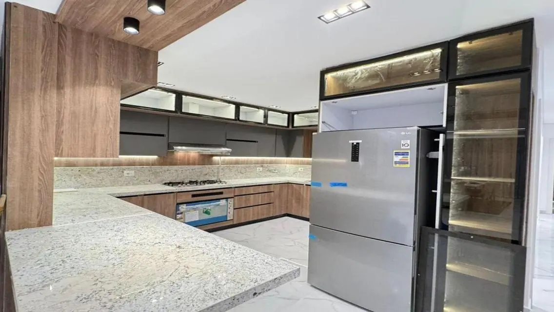 apartment for rent in Lake View in New Cairo