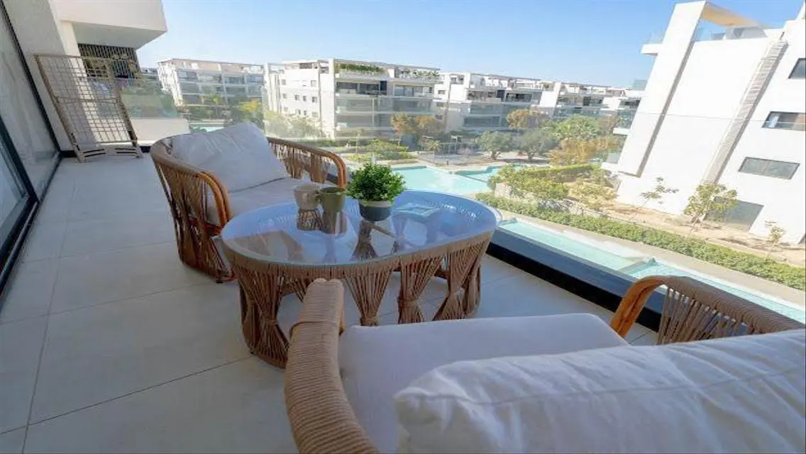 apartment for rent in Lake View in New Cairo
