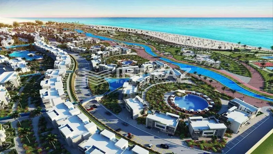 شاليه بحديقة بمقدم -متشطب بخصم 50% -في سي فيو