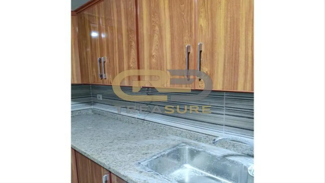 Apartment for rent in Eastown Semi Furnished     .