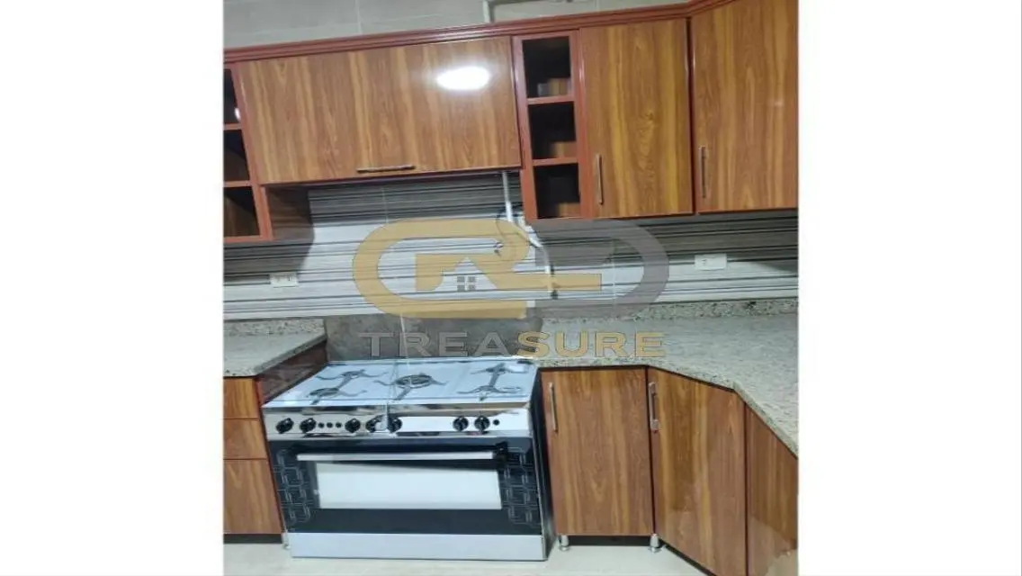 Apartment for rent in Eastown Semi Furnished     .