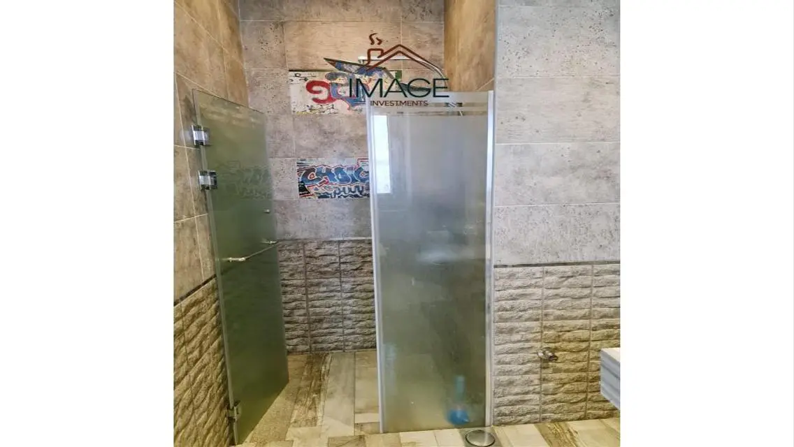 سينيور شاليه للبيع صف اول جولف وبحيرة -هاسيندا باي