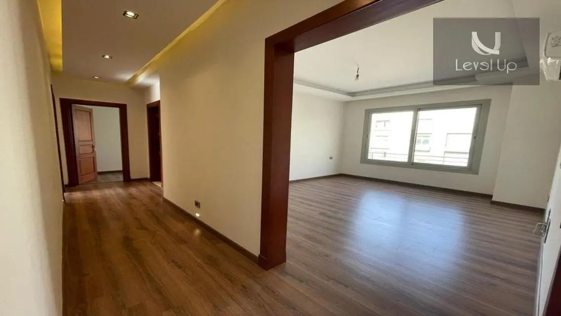 Apartment for rent 260 meters in Village Avenue