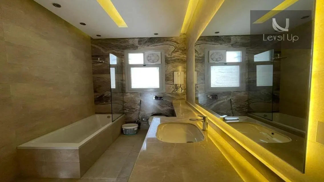 Apartment for rent 260 meters in Village Avenue