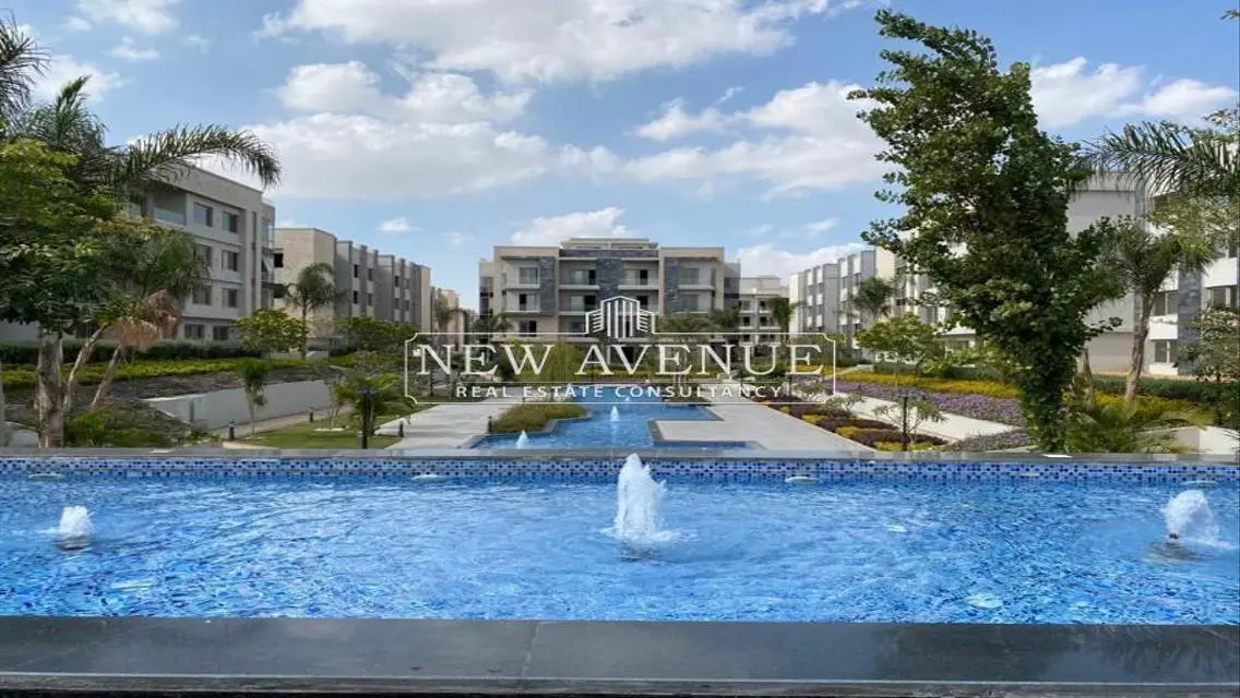 Ground Apartment Pool view in Galleria Moon Valley