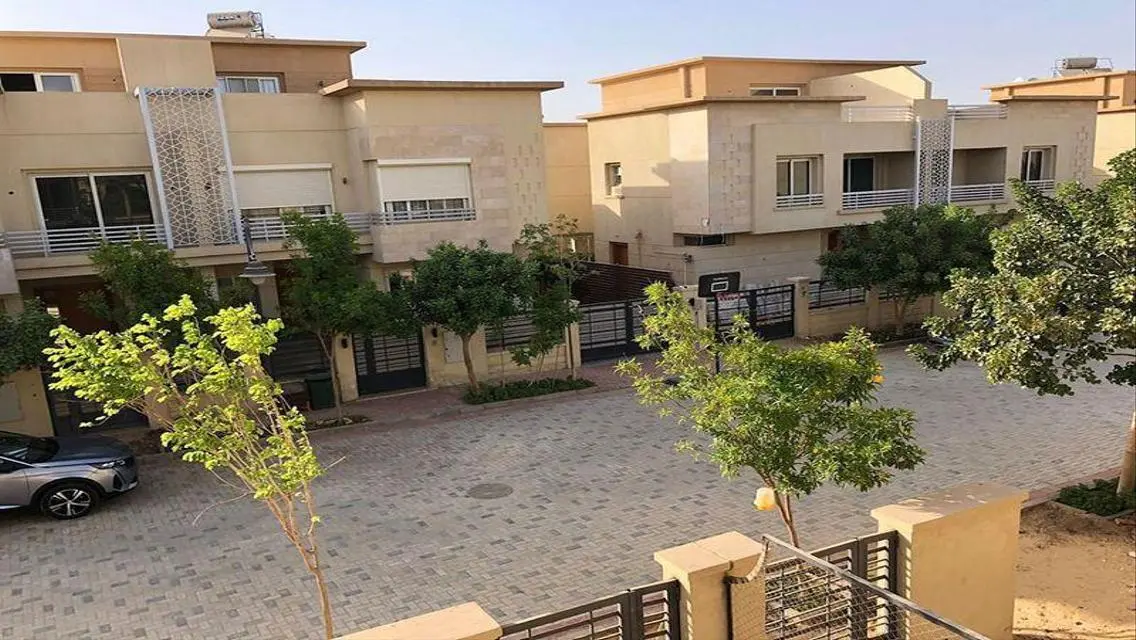 Ready to move villa in Jedar next to New Giza