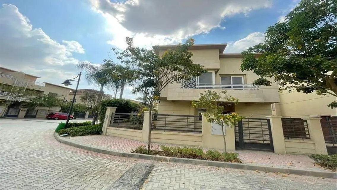 Ready to move villa in Jedar next to New Giza
