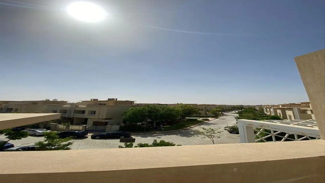 Ready to move villa in Jedar next to New Giza