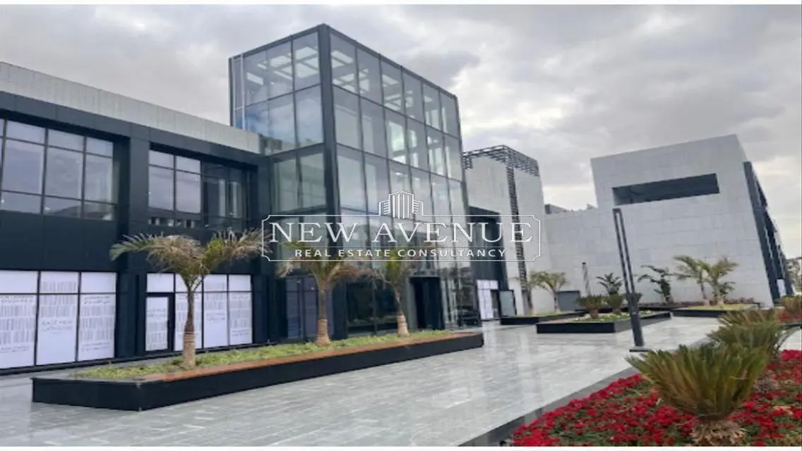 Duplex commercial Retail/Bank at East hub Madinaty