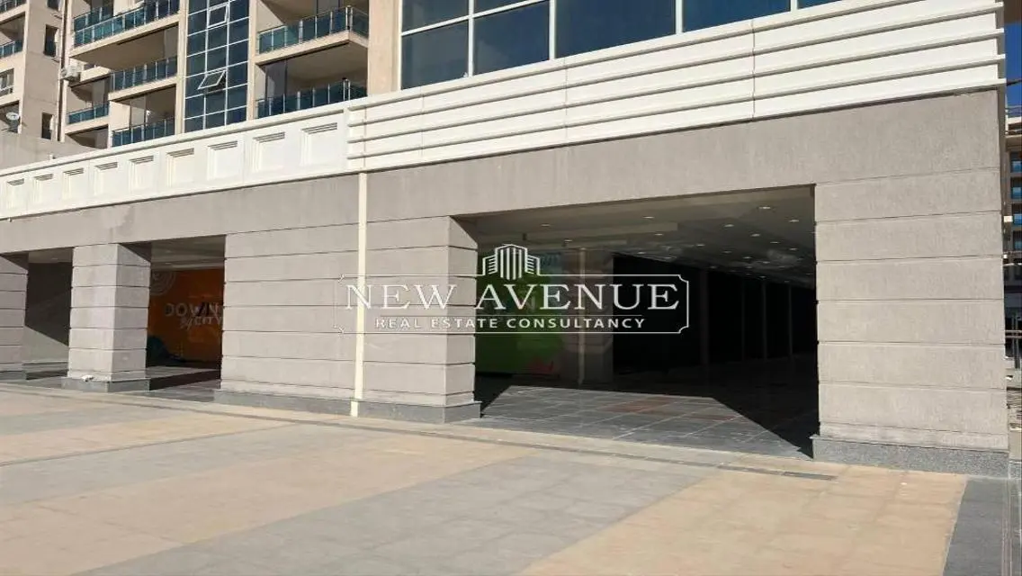 Retail at prime location in Alalmain Ready to move