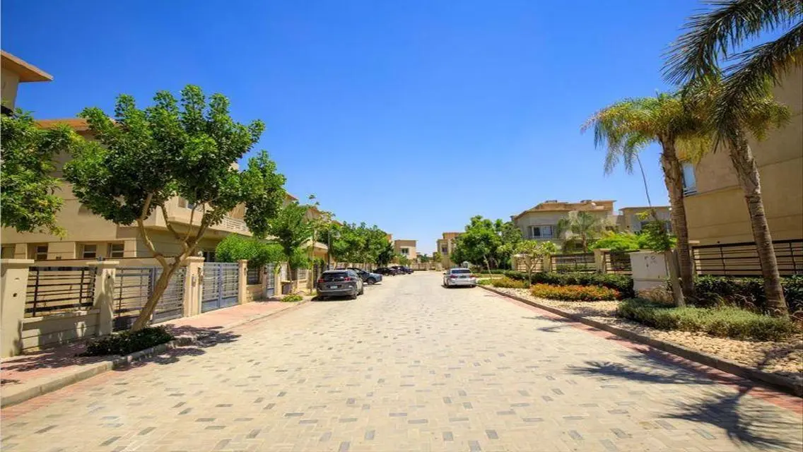 A ready to move stand alone with a prime location