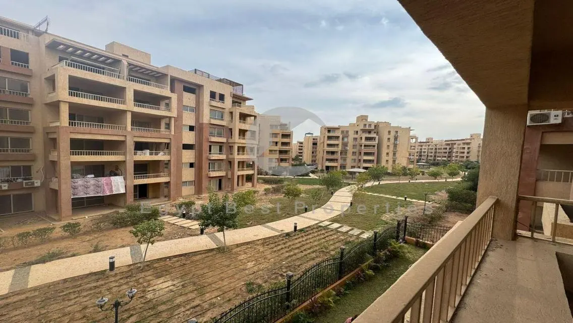 apartment for sale prime location in garden hills