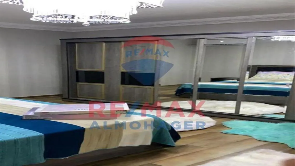 شقة بفرش أنيق للإيجار بالمطبخ والأجهزه بزايد ديونز