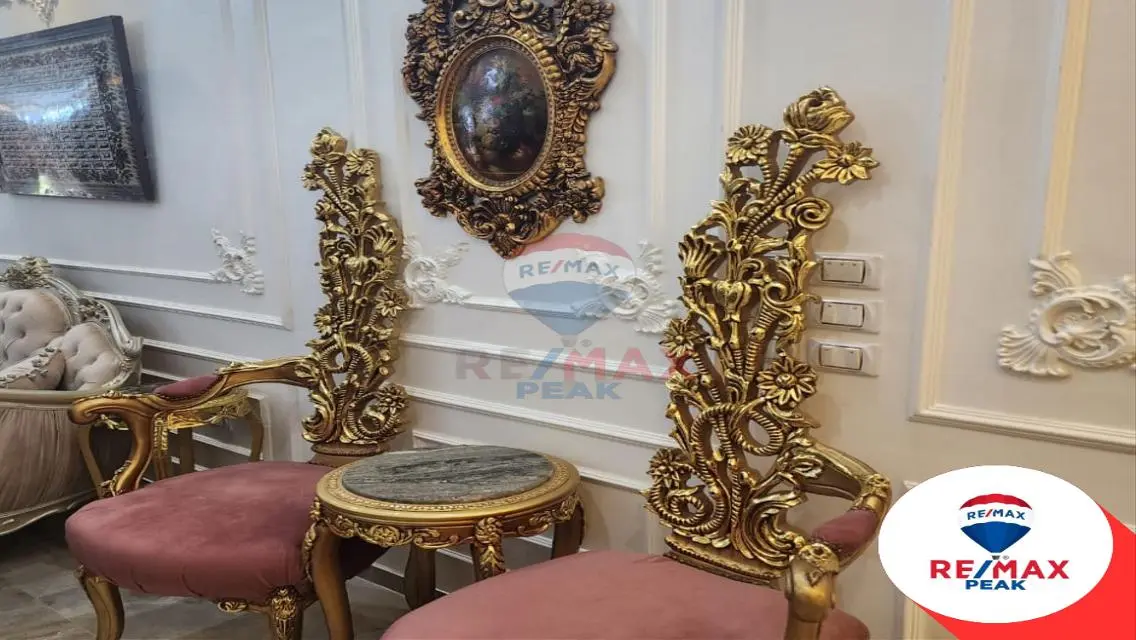 للبيع  كمبوند كليوباترا سكوير توين هاوس ٣٦٠م