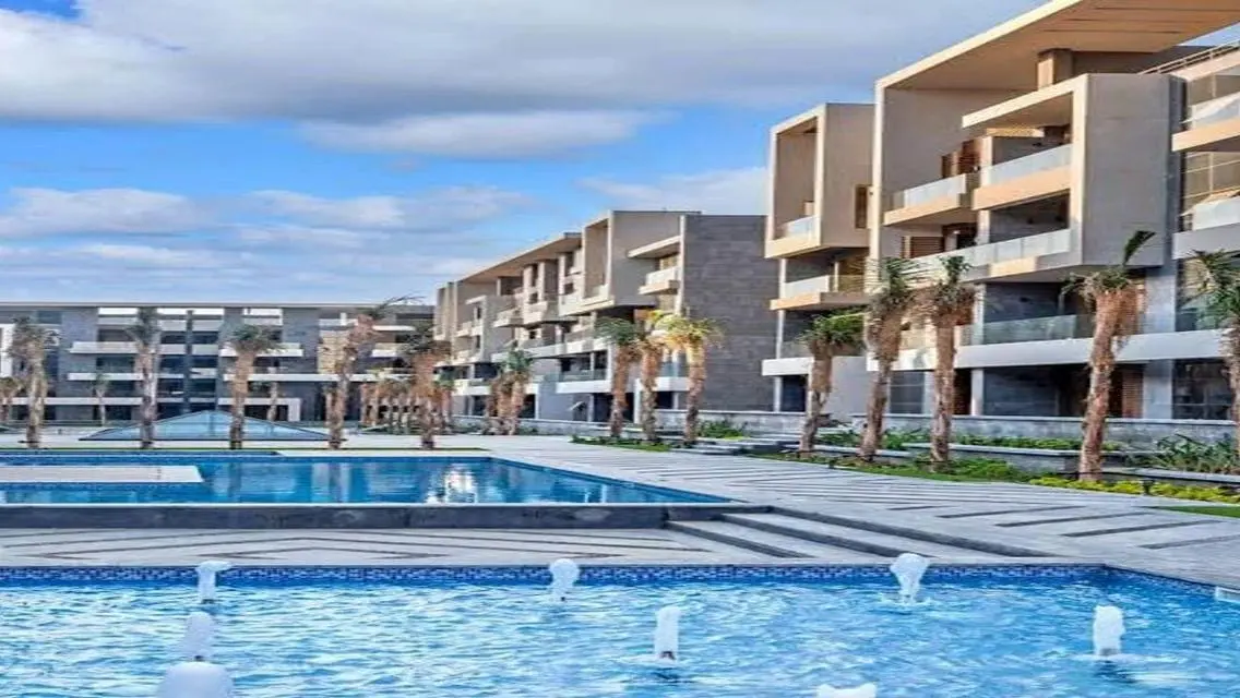Resale apartment ready to move pool view-Patio Oro