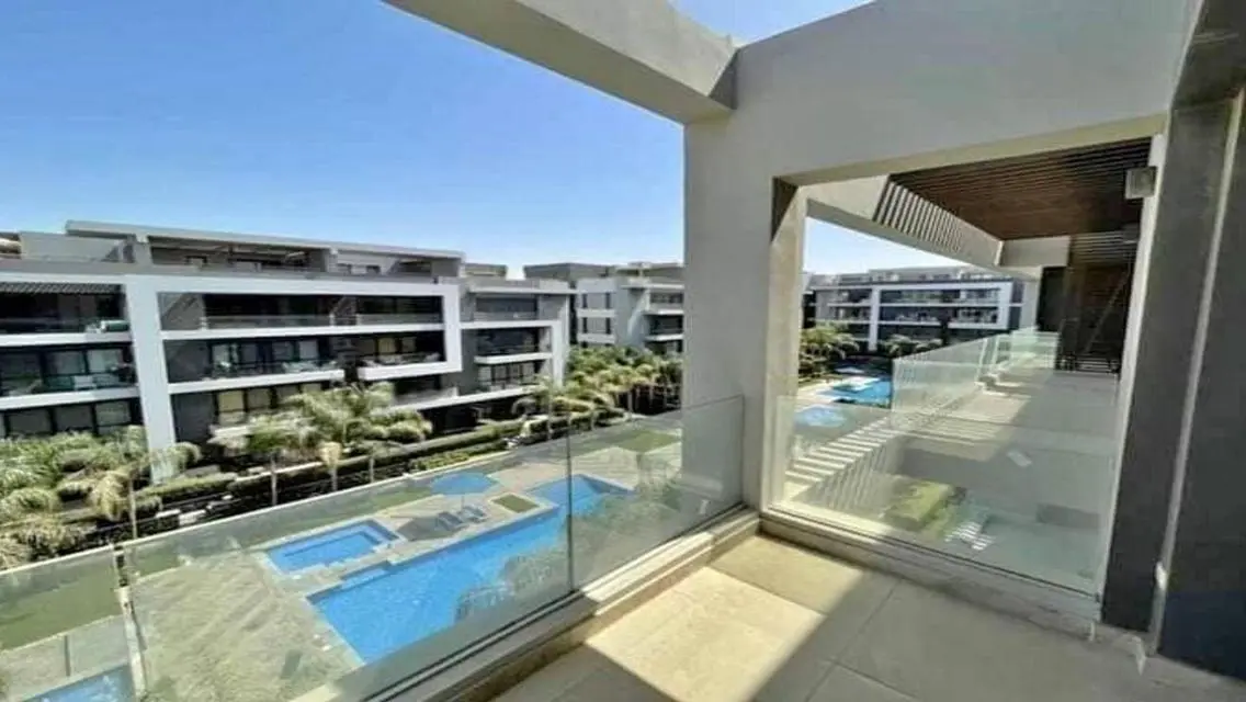 Resale apartment ready to move pool view-Patio Oro