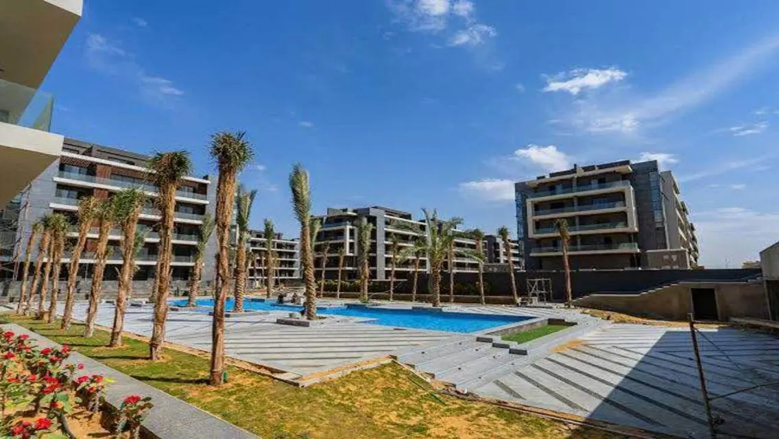 Resale apartment ready to move pool view-Patio Oro