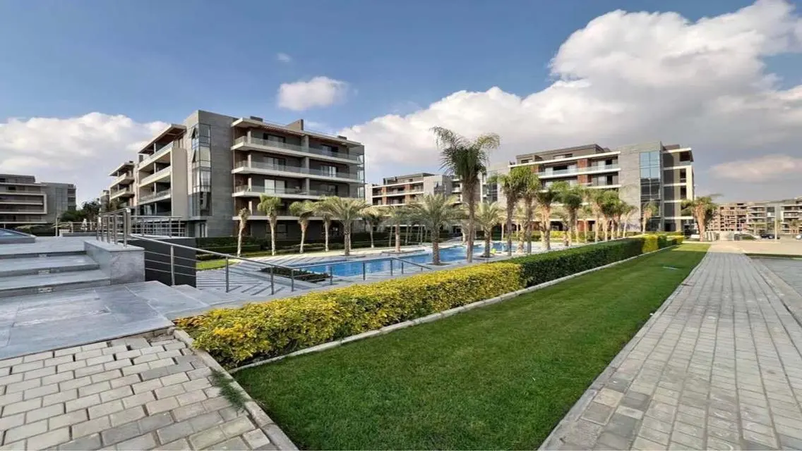 Resale apartment ready to move pool view-Patio Oro