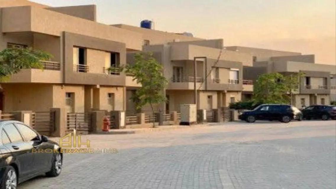 Apartment 131 SQM for rent in the square
