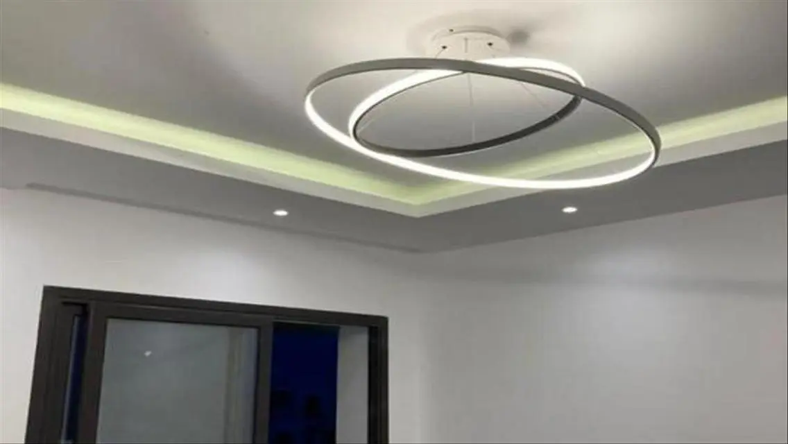 بنتهاوس برووف متشطب في كورت يارد سوديك
