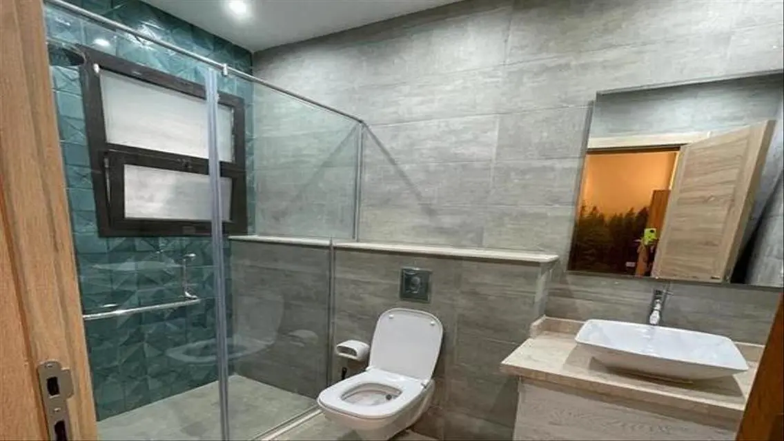 Beautifully Furnished Garden Apartment in Westown