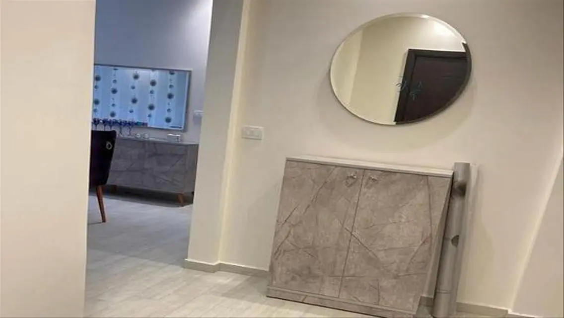 Beautifully Furnished Garden Apartment in Westown