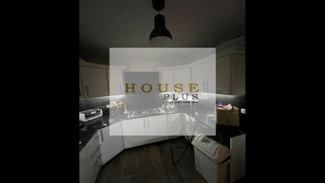 Luxuriously finished apartment with a large garden