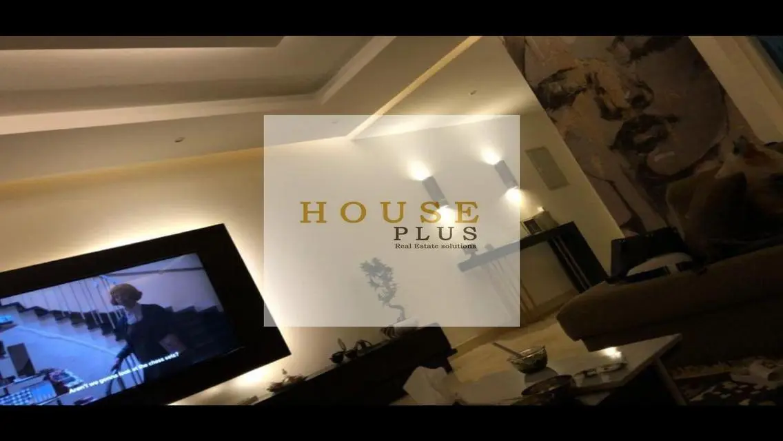 Luxuriously finished apartment with a large garden