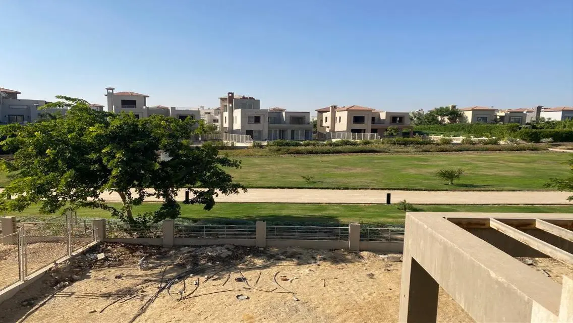 Luxury Villa for Sale with Private Pool and Garden
