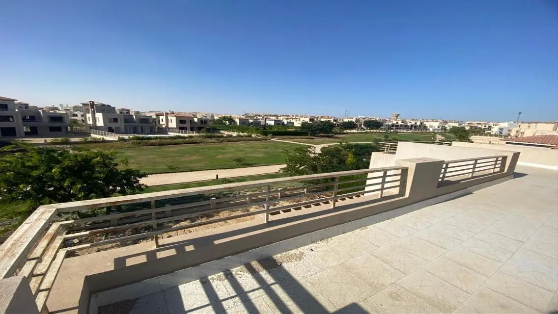 Luxury Villa for Sale with Private Pool and Garden