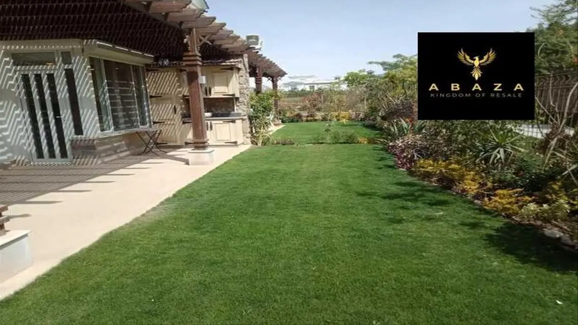 فيلا للبيع في ماونتن فيو 1 بأفضل لوكيشن وفيو بحري