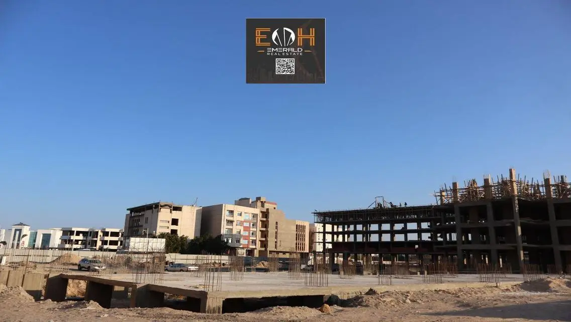 شقة فاخرة بحديقة خاصة ومسبح في اسكندرية