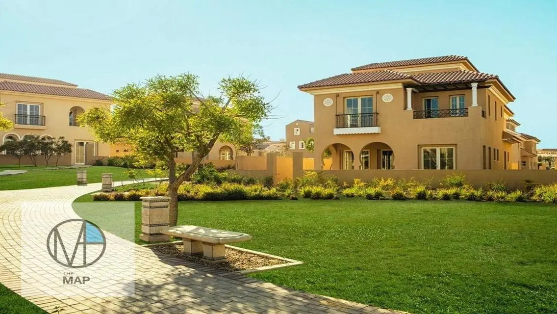 5BR Villa For Sale in Hyde Park New Cairo City