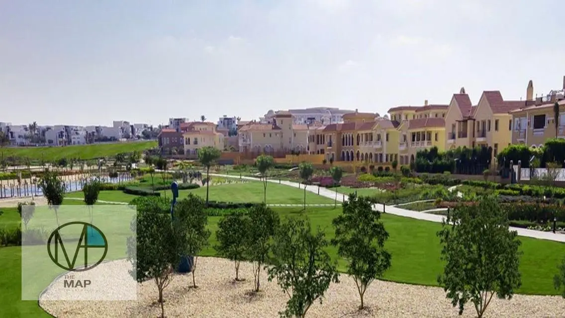 5BR Villa For Sale in Hyde Park New Cairo City