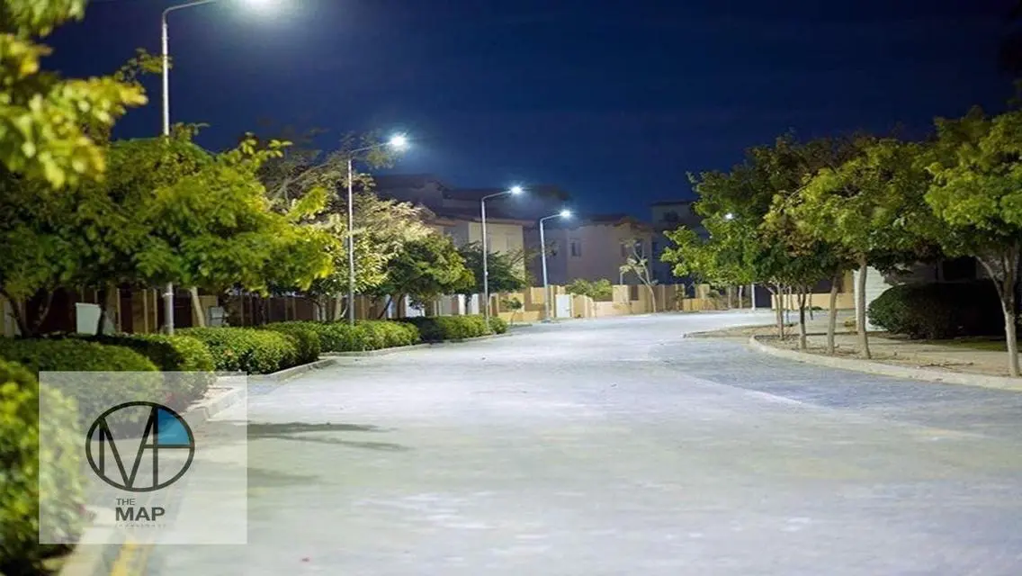 بسعر اللونش امتلك فيلا مع هايد بارك بالتجمع السادس