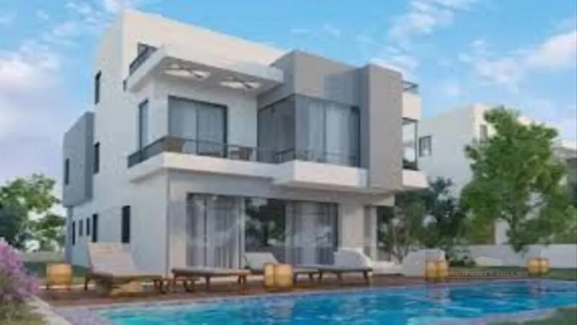 Last villa in luxury compoumd immediate delivery
