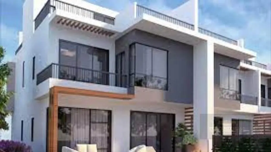 Last villa in luxury compoumd immediate delivery