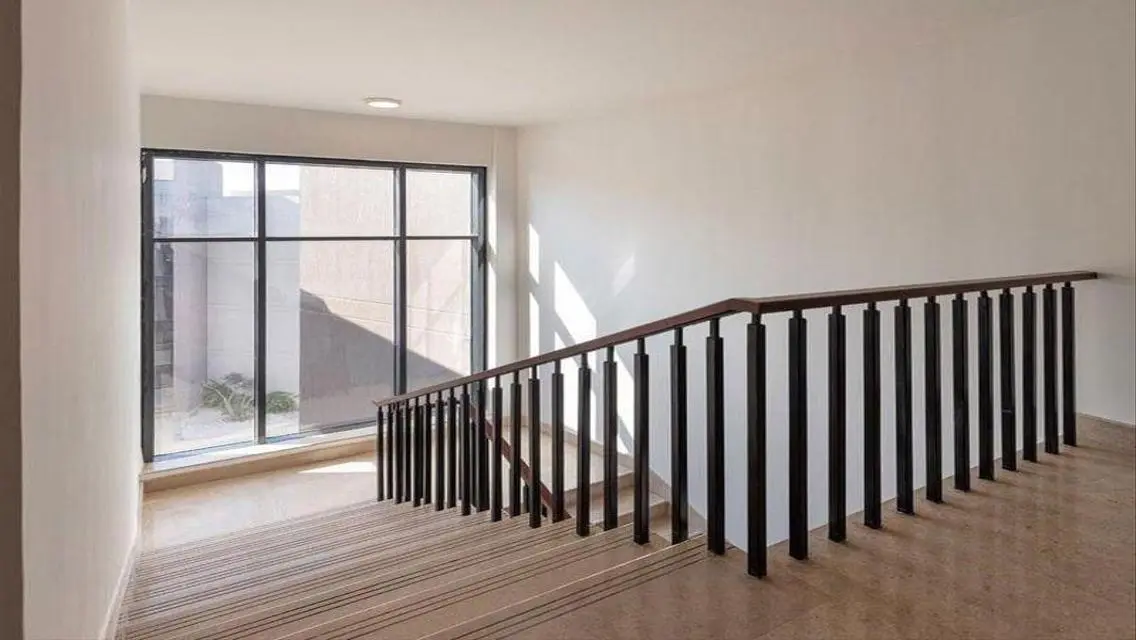 - Ready to move in - Apartment in Pyramids Hills