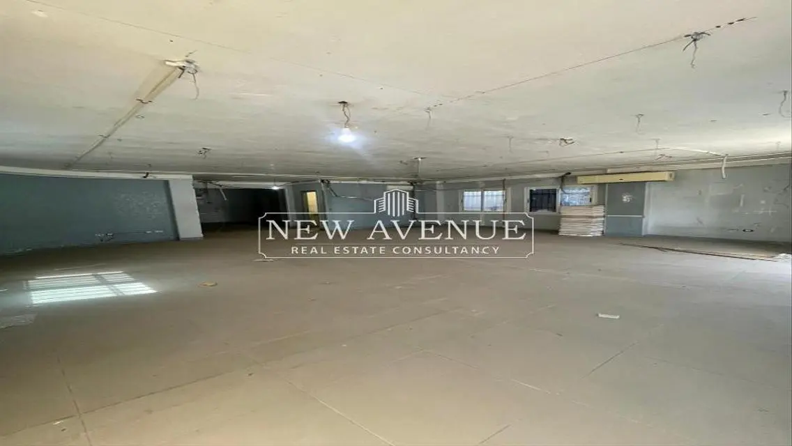 Standalone building for Sale 700m in New Cairo